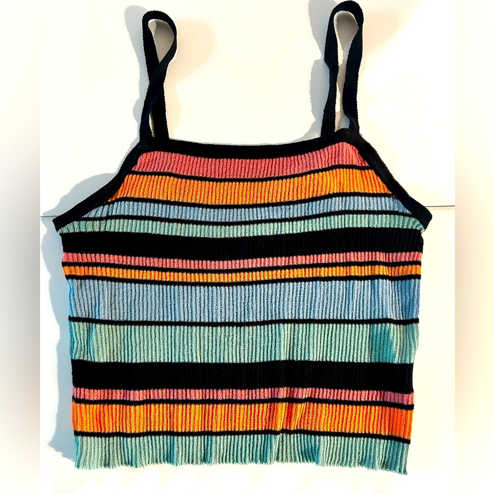 Cute crop tank size L